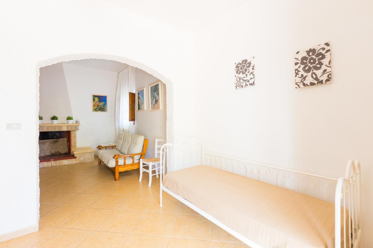 Casa Mediterranea Dei Normanni サン・ヴィート・デイ・ノルマンニ エクステリア 写真